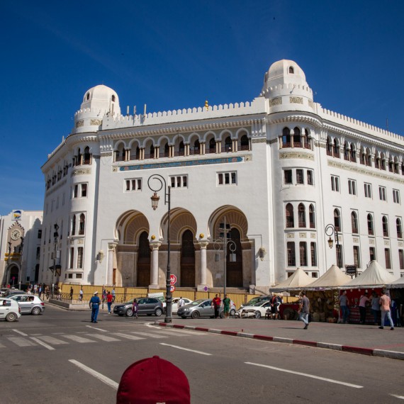 Krásná budova Velké pošty v centru hlavního města 