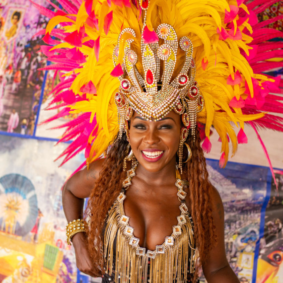 Potkáme pod Sambodromem takovou krásku?