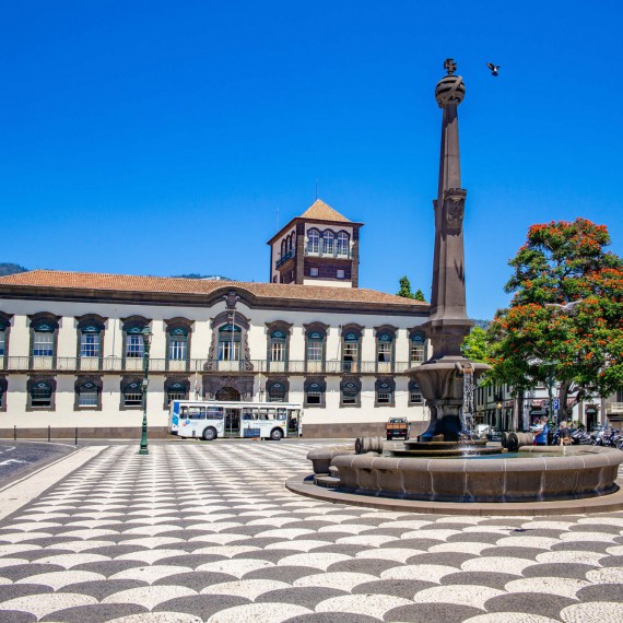Funchal je hlavním městem Madeiry více než 500 let