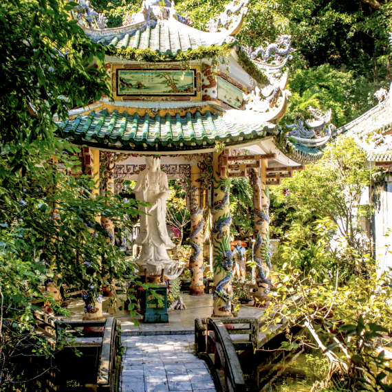 Mramorová hora u města Da Nang