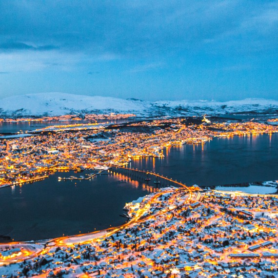 Vítejte v Tromso. 350 km za polárním kruhem