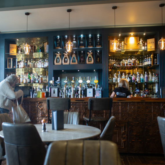 Takto vypadá restaurace v Kirkwallu, kterou zvykneme využívat. Také strava je na tomto zájezdu vysoké kvality.