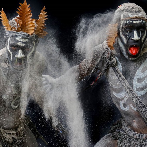 Každý kmen má svůj jazyk a své tradice 