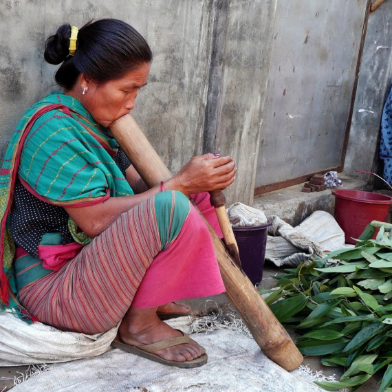 Takto se kouří u jezera Kaptai