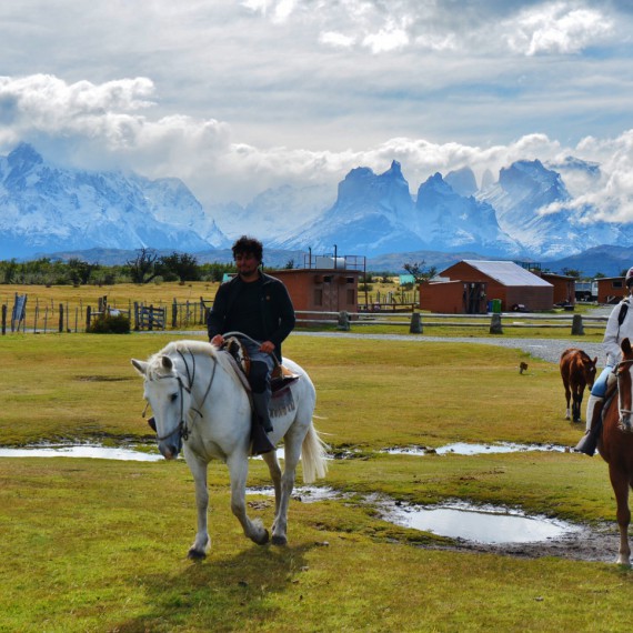 Využít můžete jízdu na koních