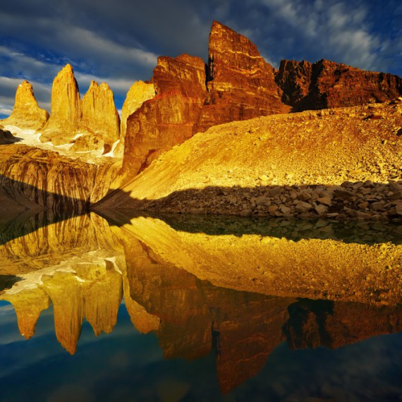 Západ slunce nad Torres del Paine