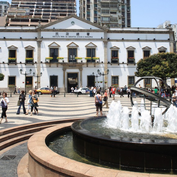 Dobrým příkladem je místní radnice Lael do Senado z portugalské éry 