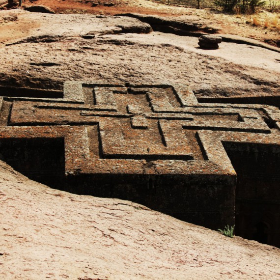 Prohlédnete si nejznámější kostel vytesaný do skály