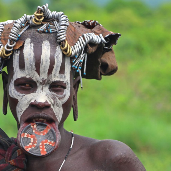 I toto je kráska z kmena Mursiů