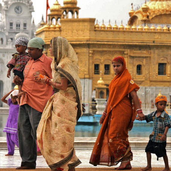 Zlatý chrám navštívíme spolu s místními