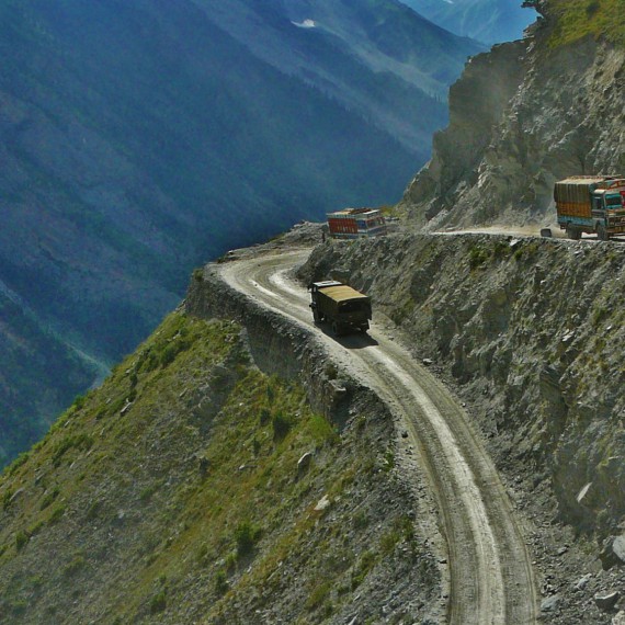 Spektakulární přejezd horskými sedly