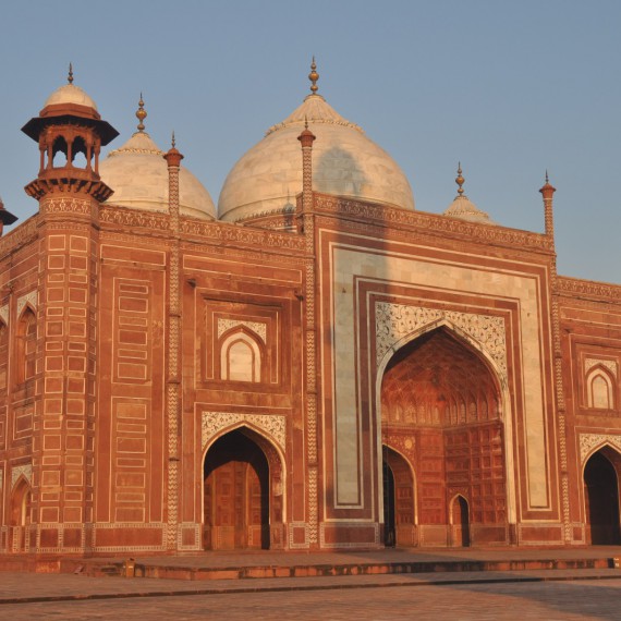 Brána, která za sebou skrývá novodobý div světa