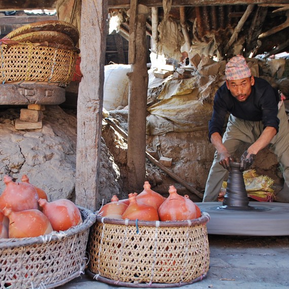 Nakoupit v ulicích Káthmándú můžete nakoupit zboží všecho druhu