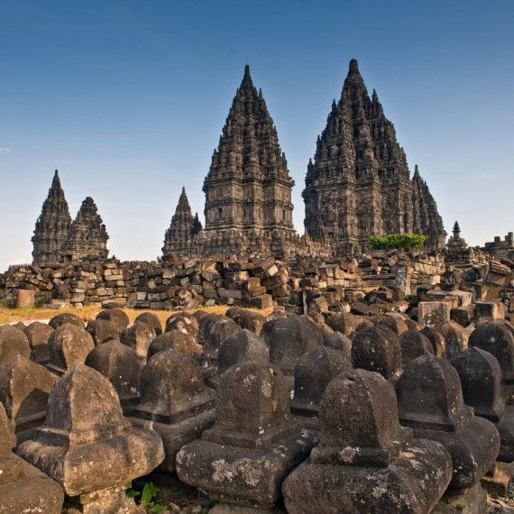 Prambanan - hinduistický chrám v celé své kráse