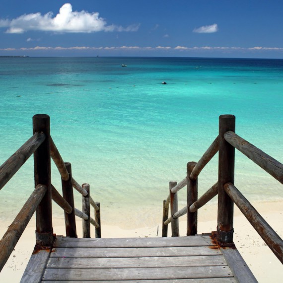 Odpočinek u moře na Zanzibaru