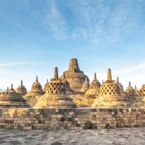 Krása největšího budhistického chrámu světa vám vyrazí dech