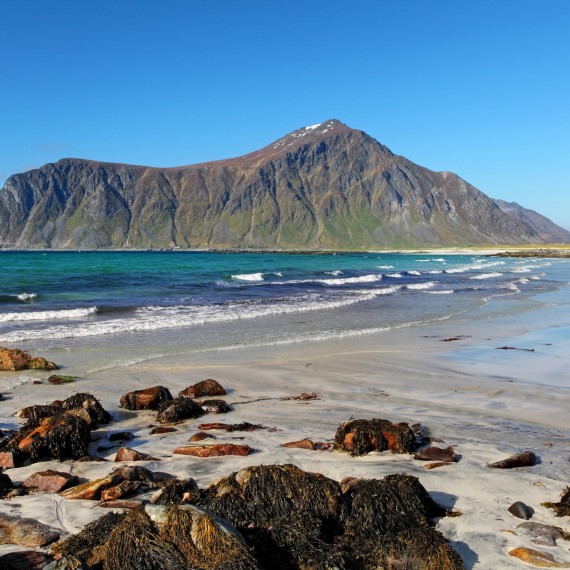 Krásné pláže lákají ke koupání