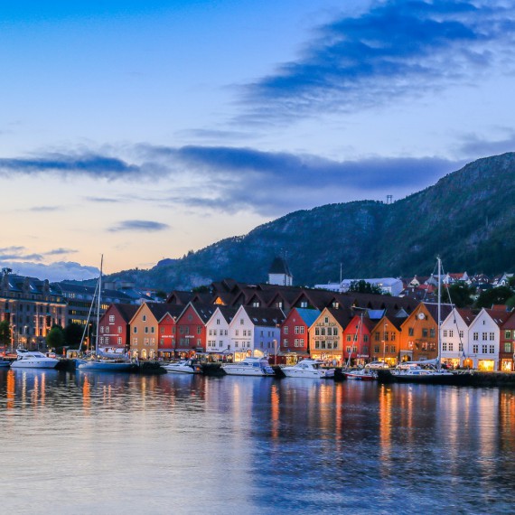 Starobylý přístav Bryggen