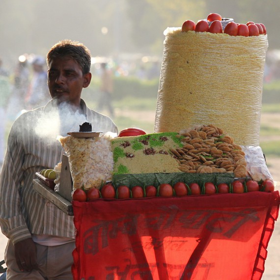 Indické jídlo chutná nejlépe přímo z ulice