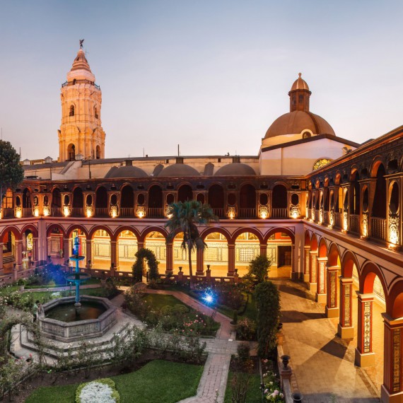 Španělská koloniální architektura v Cuzco 