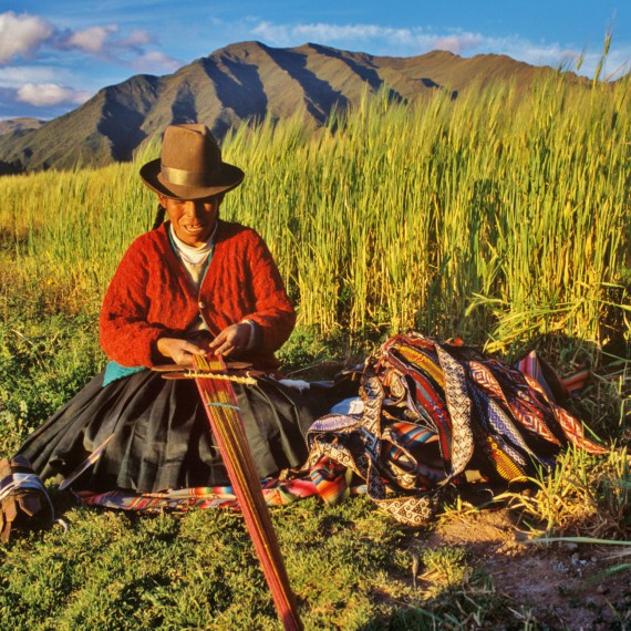 Místní indiánka dodržuje své zvyky a tradice 