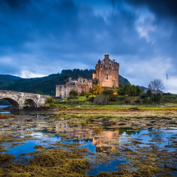 Známý skotský hrad Eilean Donan