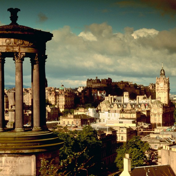 Nezapomenutelné panorama Edinburghu 
