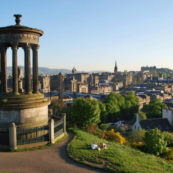 Pohled na jedno z nejkrásnějších měst Evropy - Edinburgh