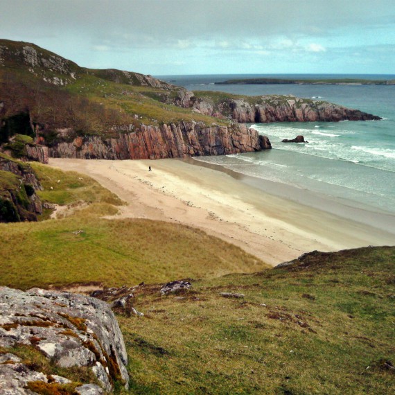 I na skotské pláži se můžete vykoupat