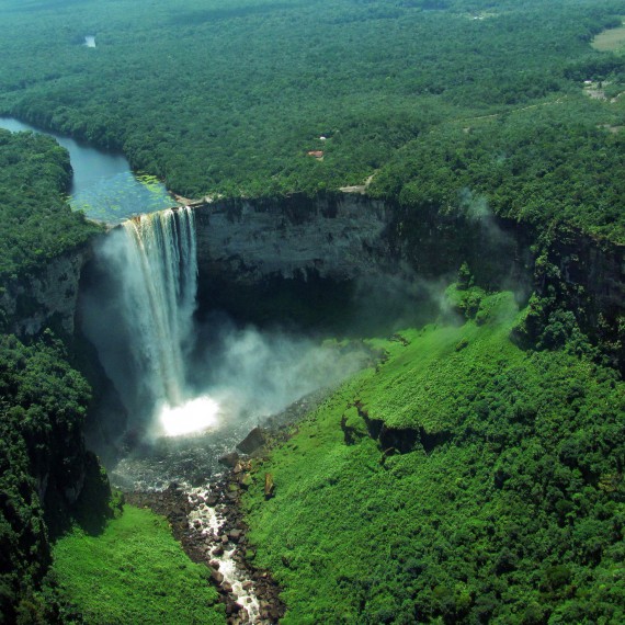 Kaieteur falls, nejvyšší single-drop vodopád na světě