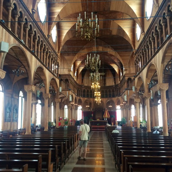 Nádherný dřevěný interiér a nikde žádní turisté 