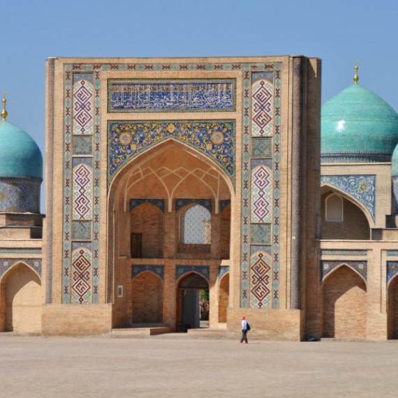 Historický areál Chošt Imom s medresou Barakchon je nejhistoričtějším místem Taškentu