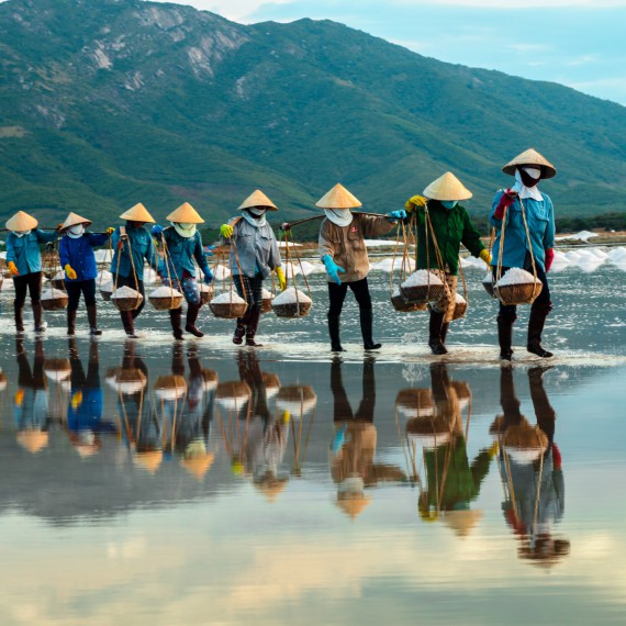 Solná pole ve Vietnamu 