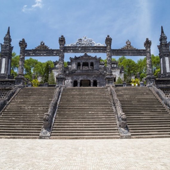 Hrobka císařů v Hue