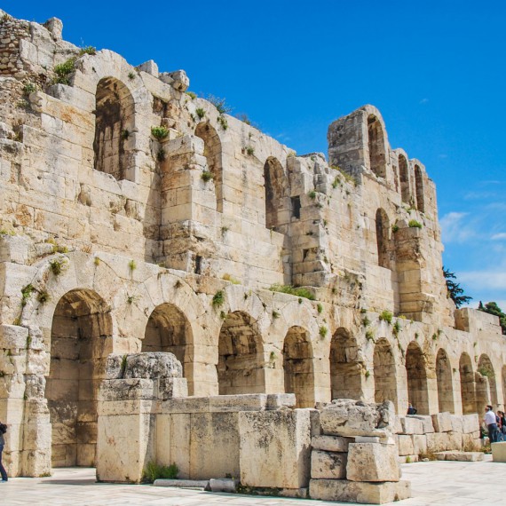 Krásu řeckých ostrovů doplňují perly antické architektury