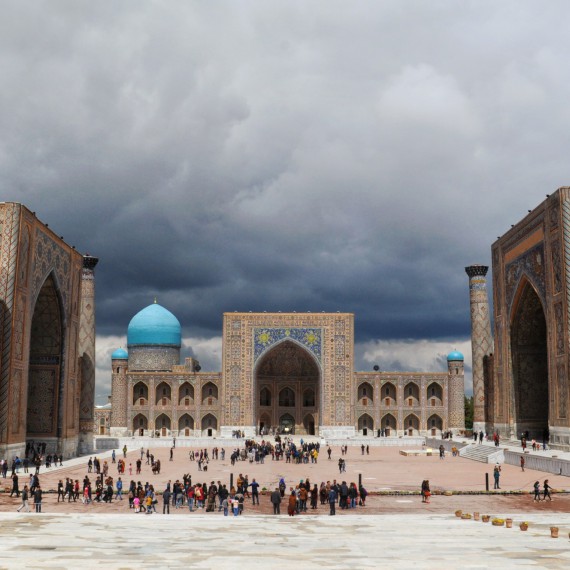 Náměstí Registán je poseté krásnými stavbami