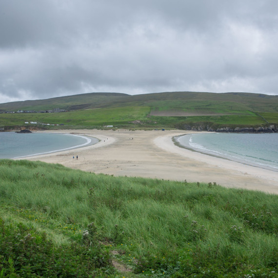 Výhled na St Ninian's Isle a krásná pláž která tady jednou je a jednou ne.