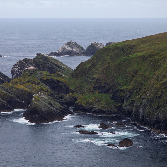 Divoká krása. Sto ostrovů Shetland (čti Šetland) tvoří nejsevernější ostrovy Británie.t