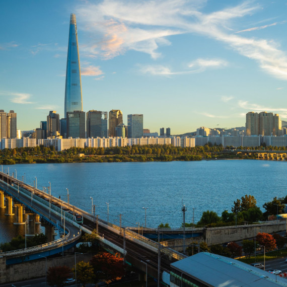 Lotte tower v Seoulu patří mezi nejvyšší budovy světa. Je symbolem hospodářského růstu a tvrdé práce v momentálně snad nejkonfuciánštější zemi na světě.