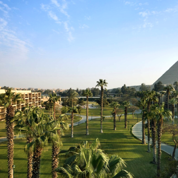 Těšit se můžete na relax v hotelu Marriot Mena House