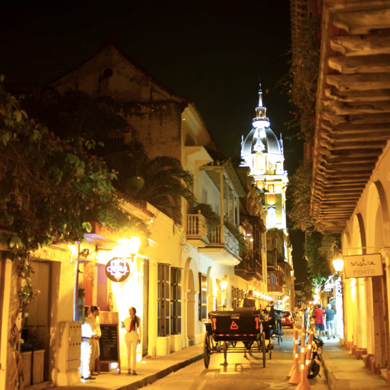 Noční procházka hlavním městem Kolumbie