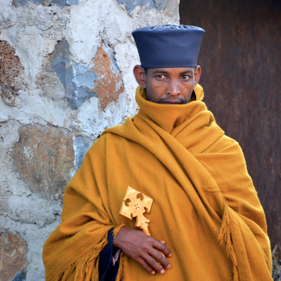 Potkáte se s knězi Azwa Maryam 