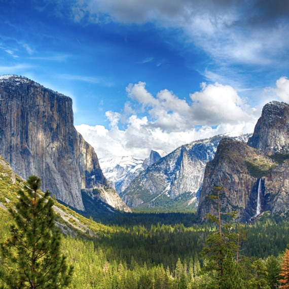 Výhledy na El Capitan a Halfdome
