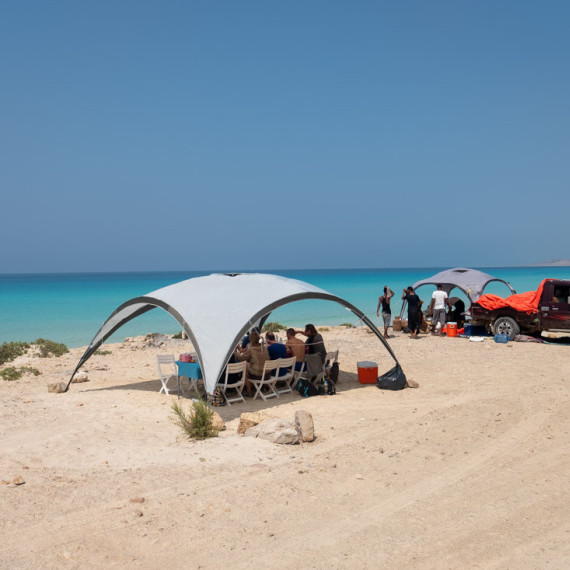 Snídaně, oběd i večeře zajištěná našimi kuchaři, s takovými výhledy