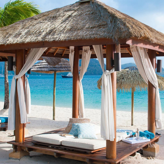 Luxusní hotel Sandals Grande St.Lucian, který si můžete objednat v našich doplňkových službách.