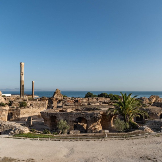 Uvidíte historickou architekturu i nádherné výhledy. 