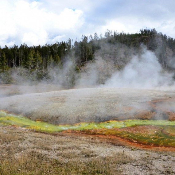 Jezírka s vroucí vodou 