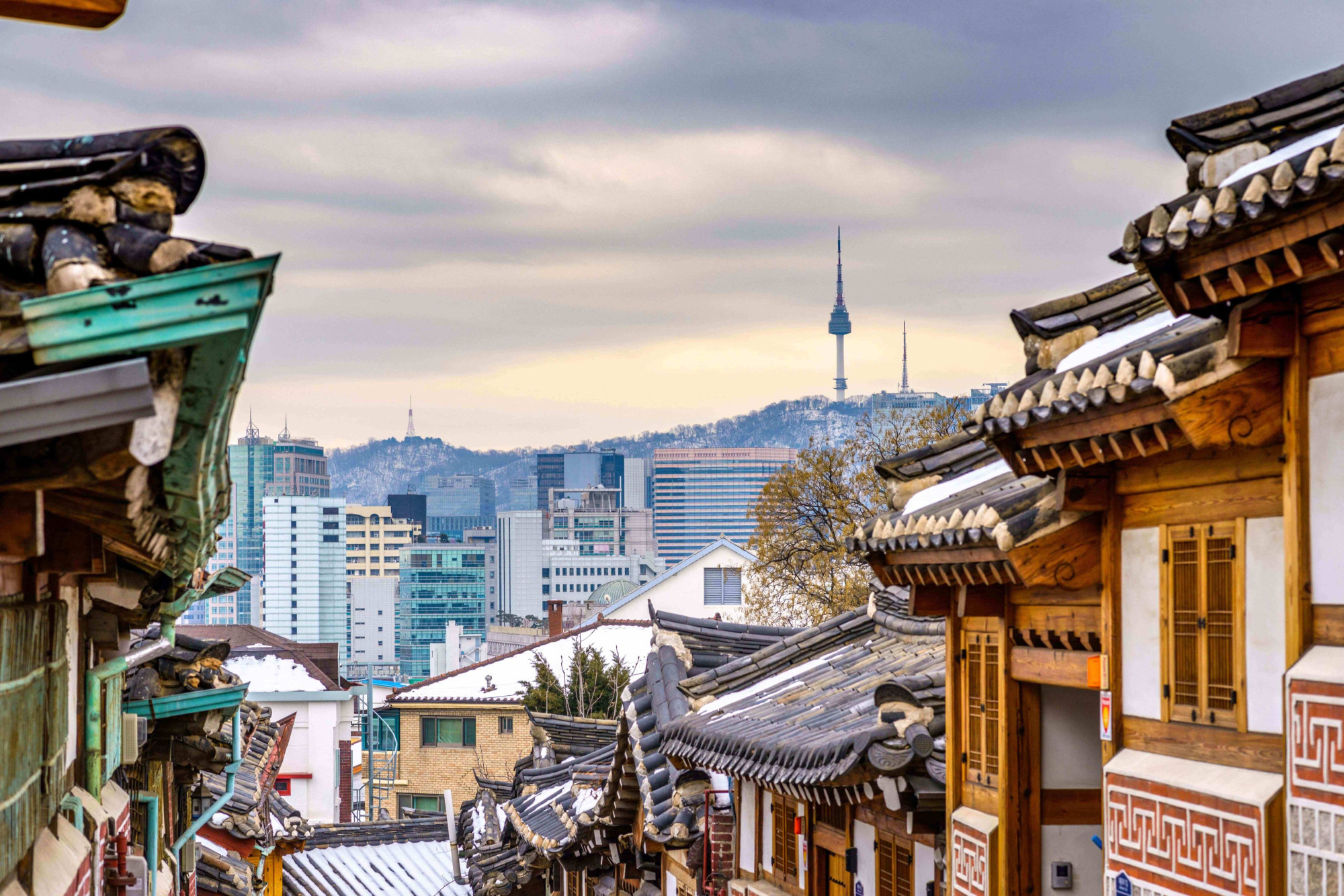 Seoul je město, kde se mísí historické paláce s moderními mrakodrapy.