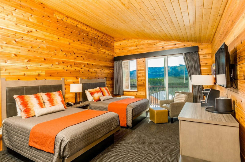 Denali Bluffs Hotel