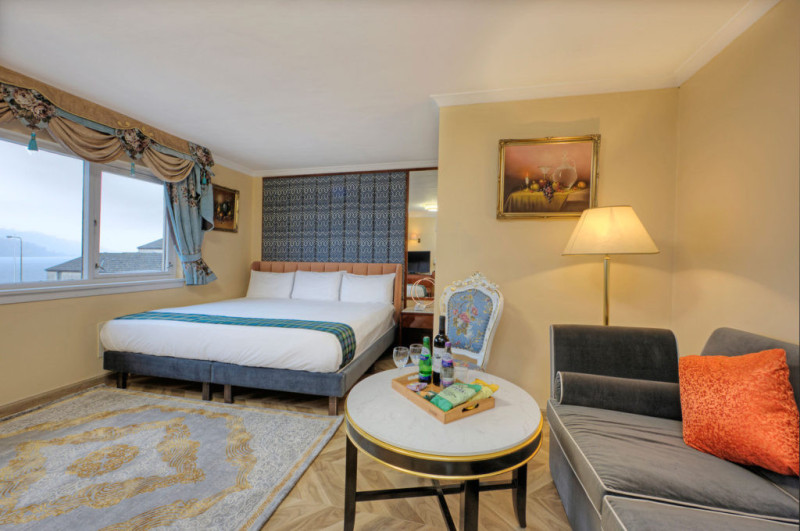 Muthu Fort William Hotel